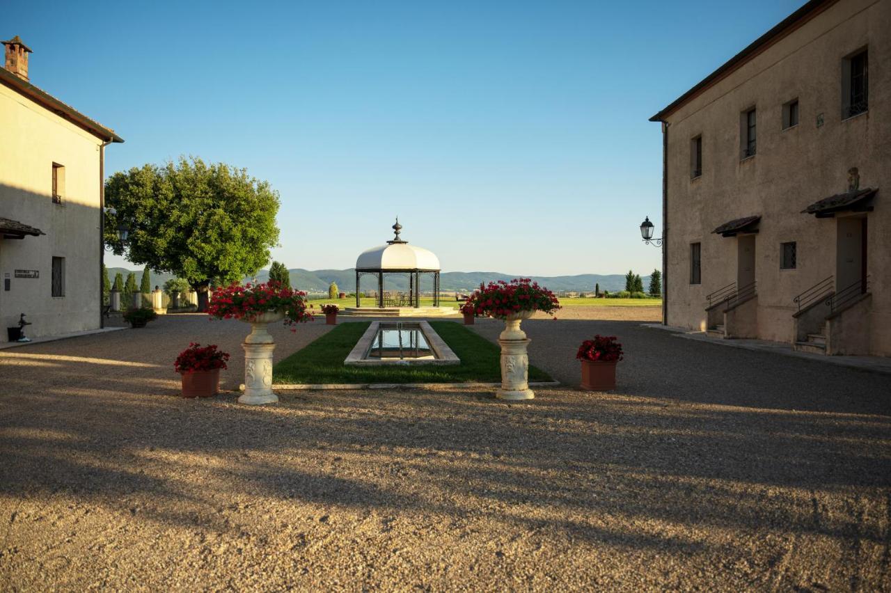 La Bagnaia Golf Resort Eksteriør billede